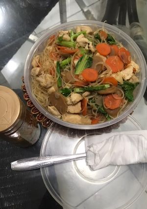 Foto resep Bihun Ayam Goreng | Kreasi Bihun | Bihun Sosis | Bekal Sederhana