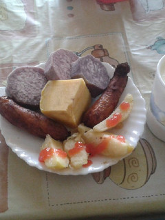 A picture of Traditional continental breakfast.