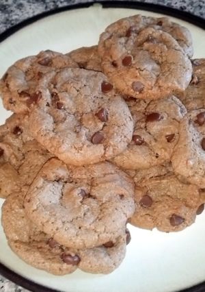 A picture of Gluten-Free Chocolate Chip Cookies.