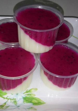 Foto resep Pudding susu buah naga