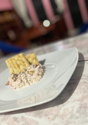 Una foto de Ensalada de atún a la G