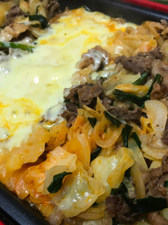 Una foto de Cheese dak galbi