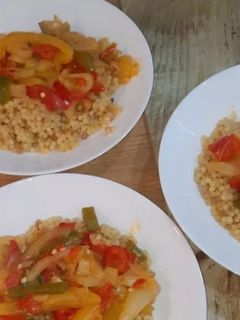 Tarhonyás lecsó recept fotója