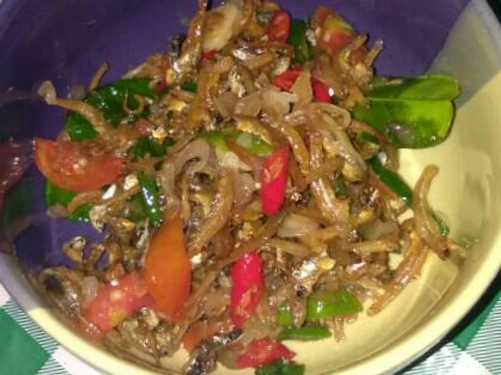 Langkah Mudah untuk Membuat Resep Tumis teri jengki. yang Lezat Anti Ribet, Bikin Ngiler