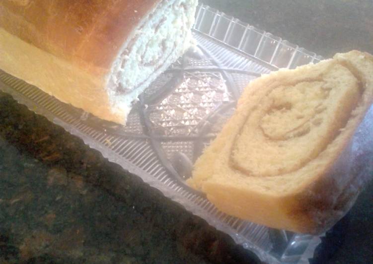 Simple Way to Make Homemade Cinnamon swirl bread