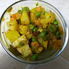 A picture of Dry potato curry (tiffin special).