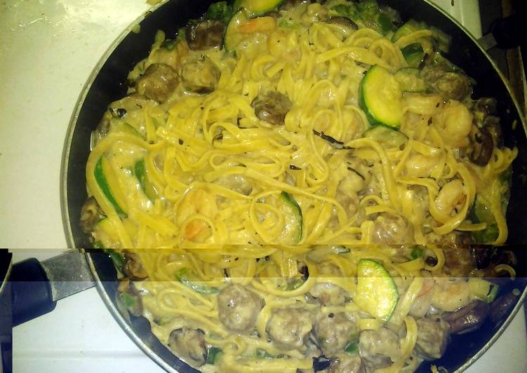 Recipe of Homemade Shrimp and Sausage Fettucini