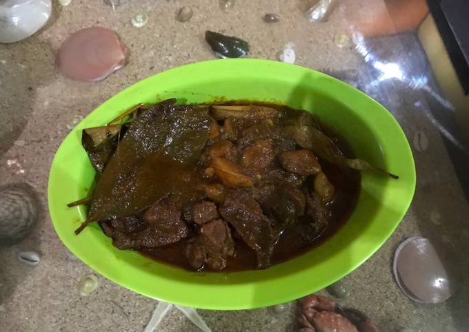 Semur Daging Kentang Pedas ala Rumahan