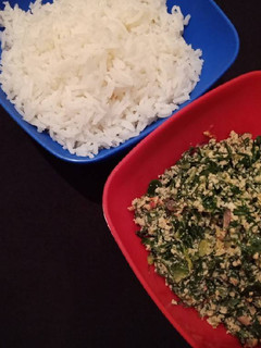 A picture of Fried egg n vegetable with Rice.