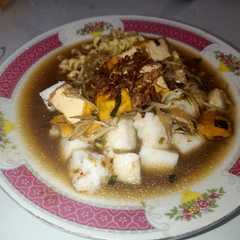 รูปของ Lontong mie Suroboyo