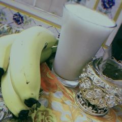 A picture of Banana Milkshake 🍌.