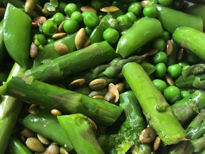 Easy Steps to Prepare Recipes Spring salad the Delicious Make You Drink.