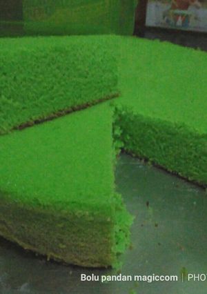 Foto resep Bolu Pandan Magic Com