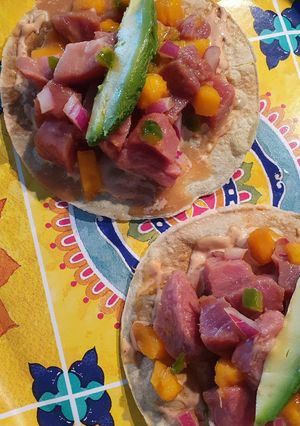 Una foto de Tostadas de atún