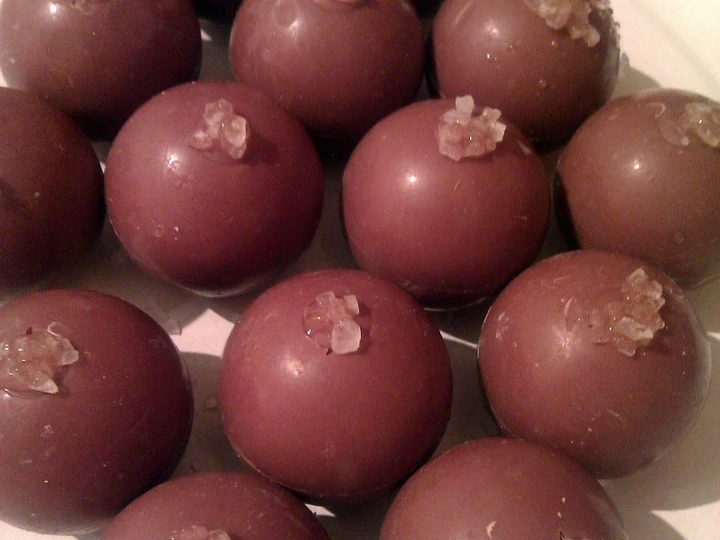 Easy Way Prepare Vickys Salted Caramels, Christmas Hamper Gift, Gluten, Dairy, Egg & Soy-Free the Delicious Makes you drool