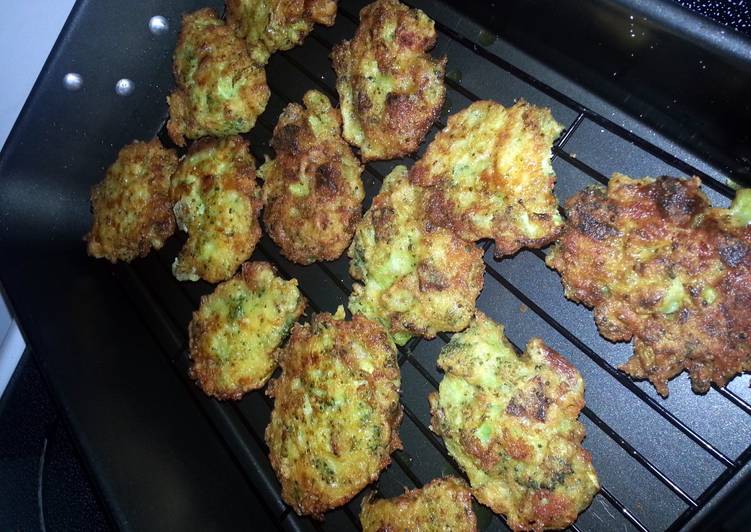 Recipe: Appetizing Cheesey Chorizo Broccoli fritters