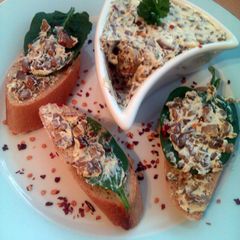 A picture of Vickys Lemon Mushroom Butter, Gluten, Dairy, Egg & Soy-Free.