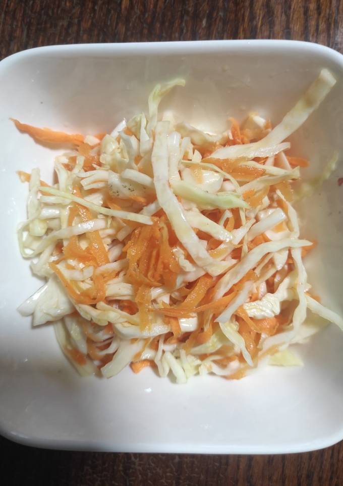Капуста маринована з морквою