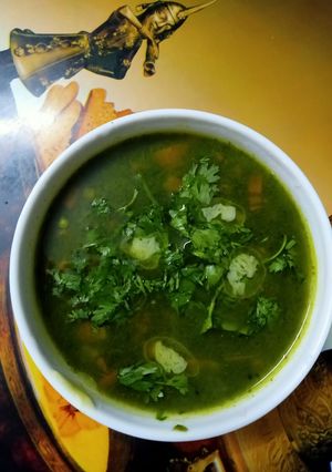 পালং সুপ(spinach soup recipe in Bengali) রেসিপির প্রধান ছবি