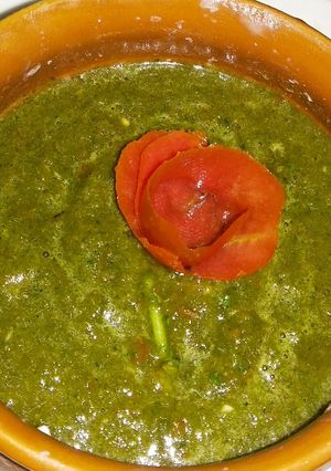 A picture of Tomato and Cilantro Chutney.