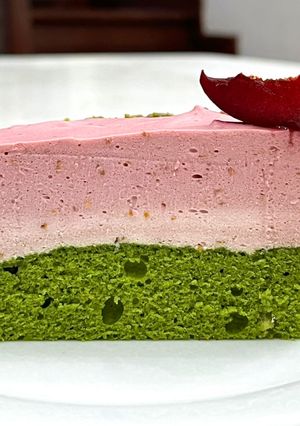Hình của món Cheesecake mận.