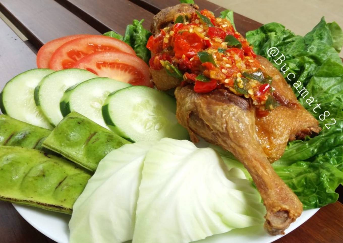 "bebek goreng sambal bawang"