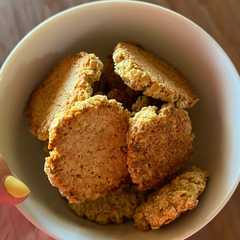 Una foto de Galletitas de avena crocantes