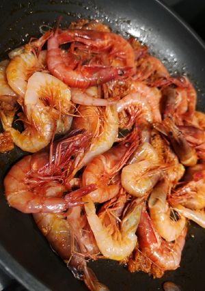 Una foto de Gambita roja con sobrasada