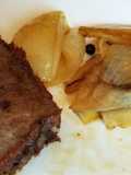 Picana al horno con cebollas caramelizadas