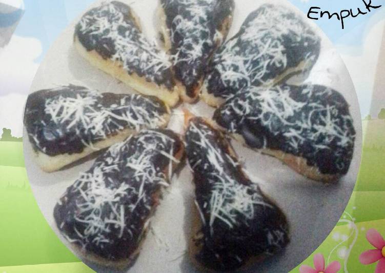 Donat Empuk (Donat Pizza)