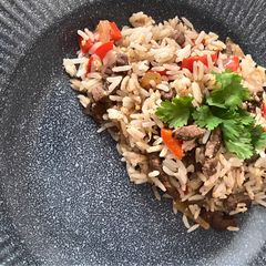 A picture of Chinese beef fried rice.