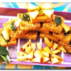 A picture of Apple dhokla.