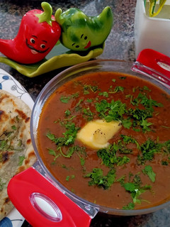 दाल मखनी (dal makhani recipe in Hindi) रेसिपी मुख्य फोटो