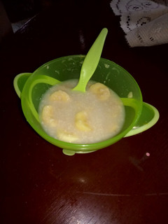 Una foto de Avena cocida con banano para bebe (BLW)