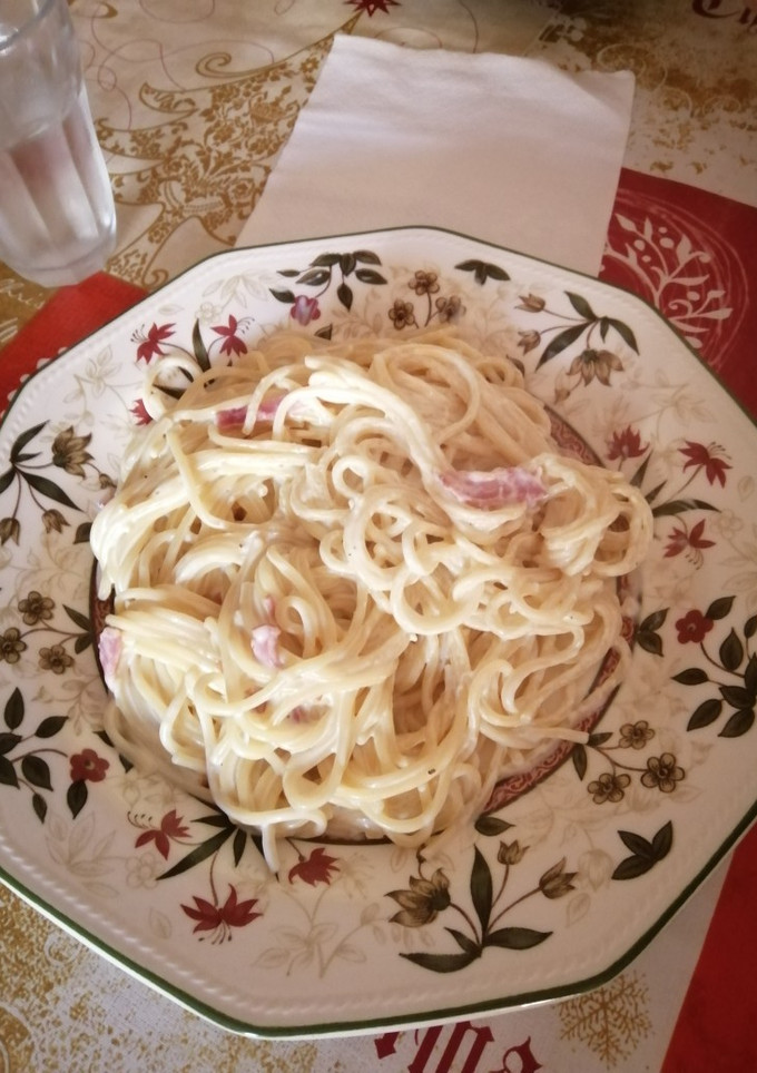 Una foto de Espagueti carbonara