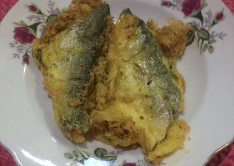 Ikan Bandeng Presto goreng balut Telur