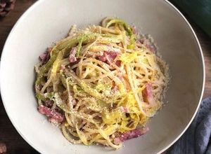 Une photo de Carbonara Poireau, Lardons, Yaourt & Spaghetti