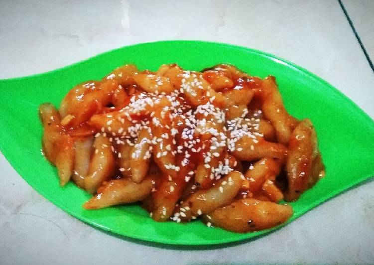 Tteokbokki / toppoki (kue beras ala ala oppa oppa korea)