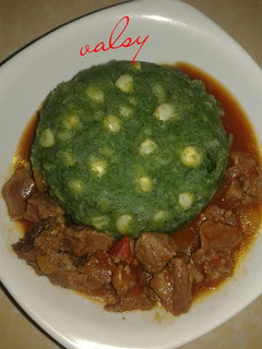 A picture of Mukimo and beef stew.