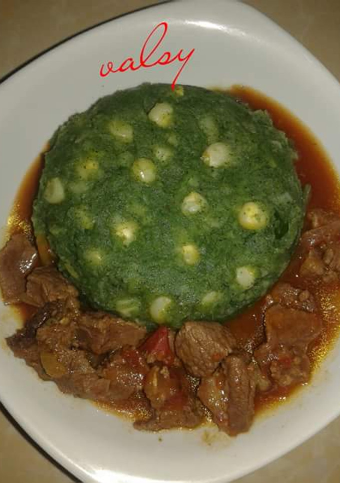 A picture of Mukimo and beef stew.