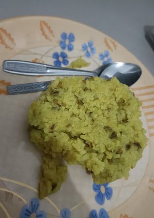 खिचड़ी (khichdi recipe in Hindi) रेसिपी मुख्य फोटो
