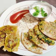 A picture of Stuffed Palak Paneer Bhurji Paratha.