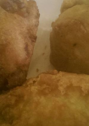 A picture of Dip fried potatoes.