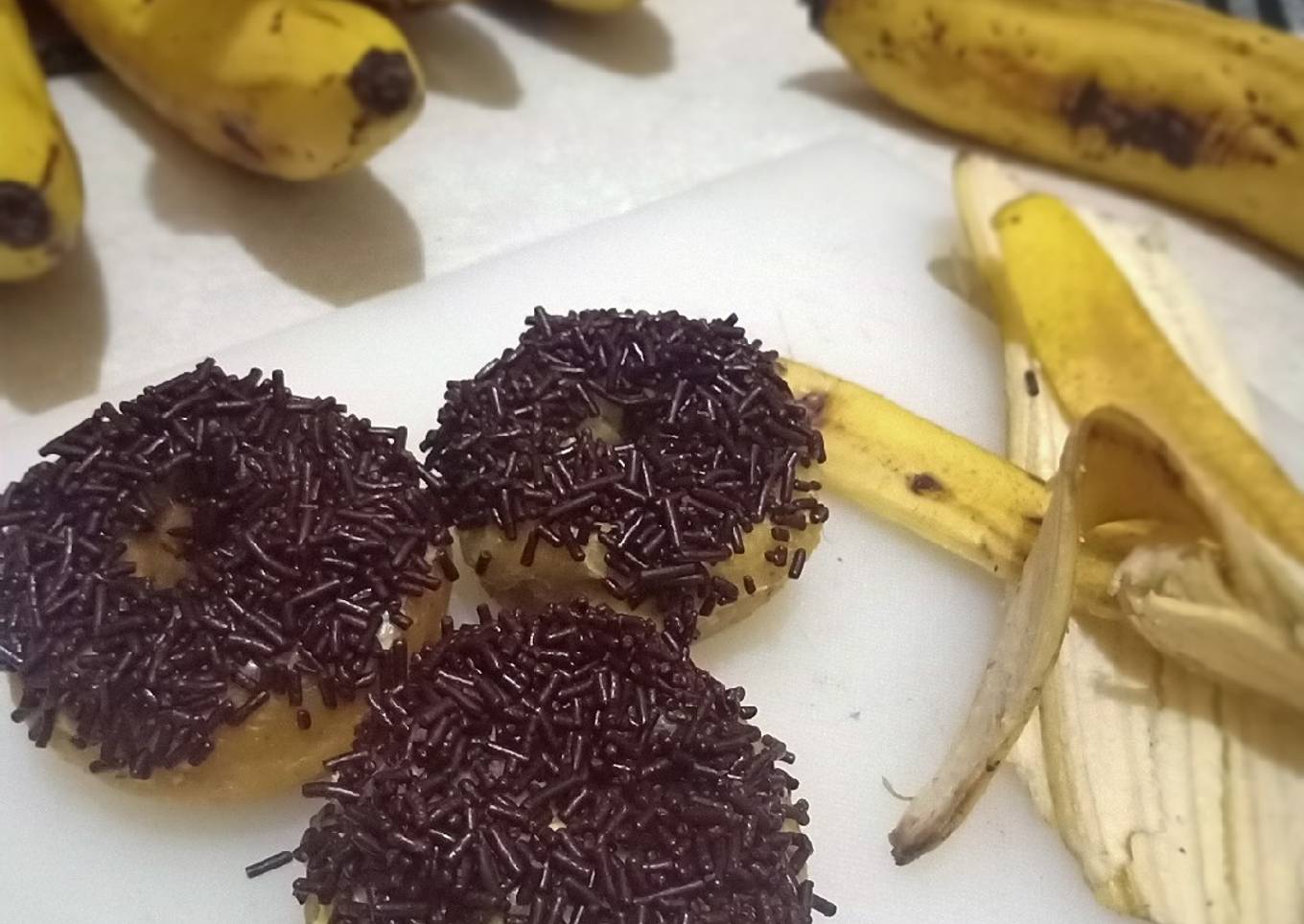 Donat kulit pisang