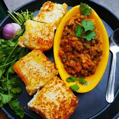 A picture of Pav Bhaji.