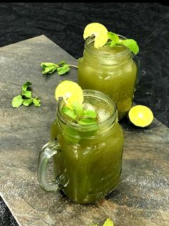 मिंट लेमन जूस (Mint Lemon juice recipe in hindi) रेसिपी मुख्य फोटो