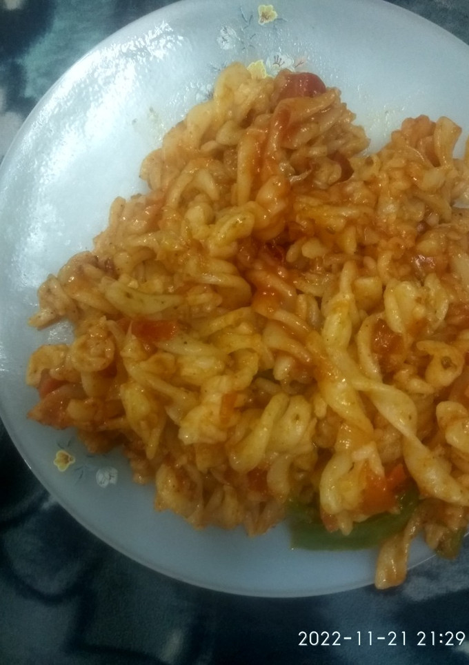 ઇન્ડિયન મસાલા પાસ્તા (Indian Masala Pasta Recipe In Gujarati) રેસીપી મુખ્ય ફોટો
