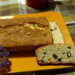 Una foto de Panqué de frutillas (Plum Cake)