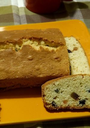 Una foto de Panqué de frutillas (Plum Cake)
