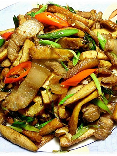 鹹豬肉小炒 的食譜成品照片
